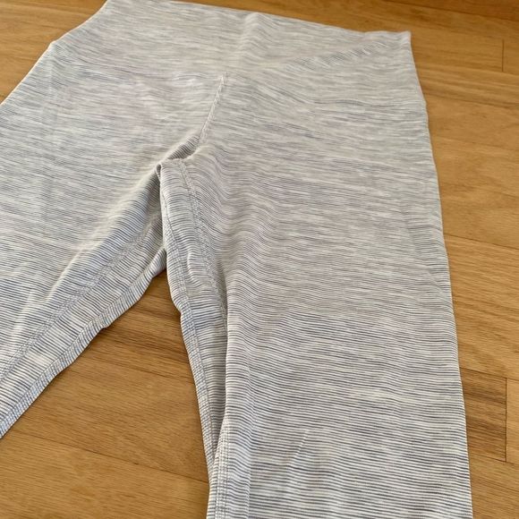 Lululemon Align Cropped Leggings - Wee Are From Space Nimbus Battleship - Picture 3 of 6